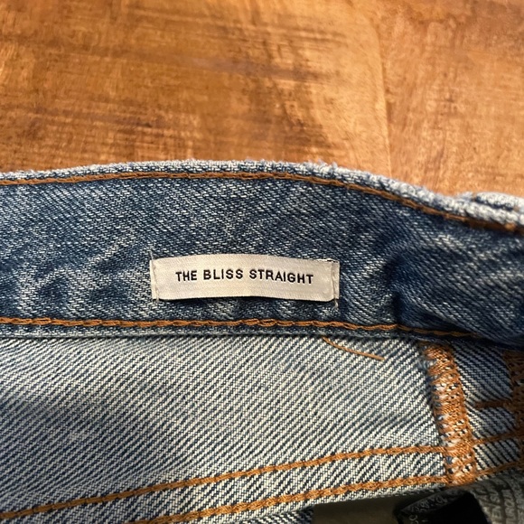 Zara | The Bliss Straight Jeans - Picture 5 of 7